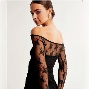 Abercrombie Long-Sleeve Lace Off-The-Shoulder Top